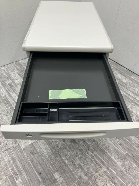 オカムラSDシリーズ 3段脇机 商品画像3