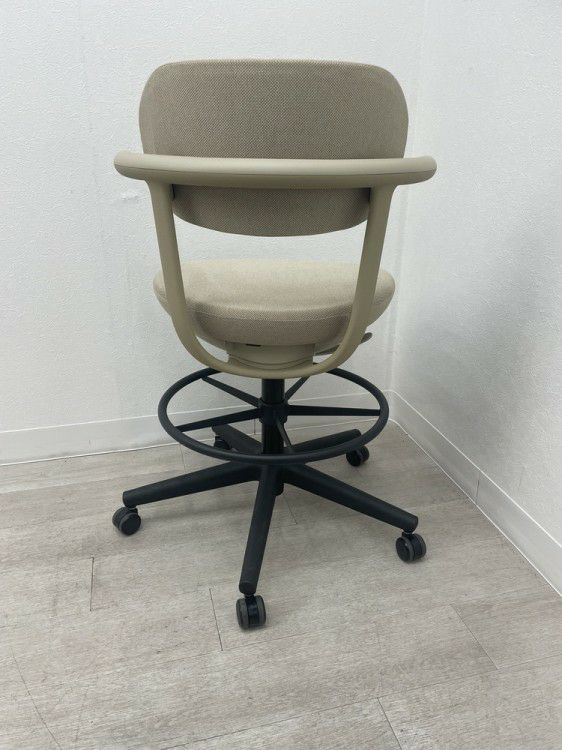 コクヨpallo（パロ）シリーズ パロチェア 商品画像3