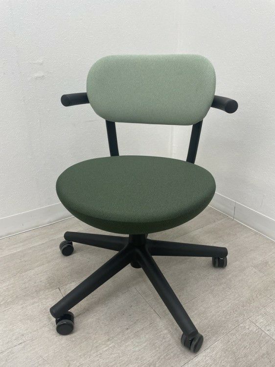 コクヨpallo（パロ）シリーズ パロチェア　 商品画像1