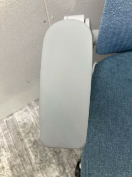 イトーキAct(アクト)チェア 可動肘付アクトチェア 商品画像5