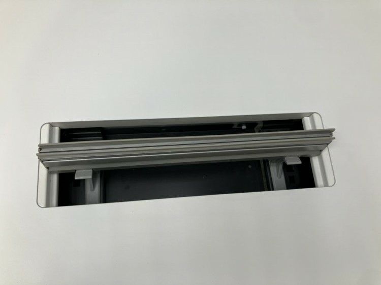 オカムラSwift(スイフト)シリーズ 電動昇降式1800ミーティングテーブル 商品画像3