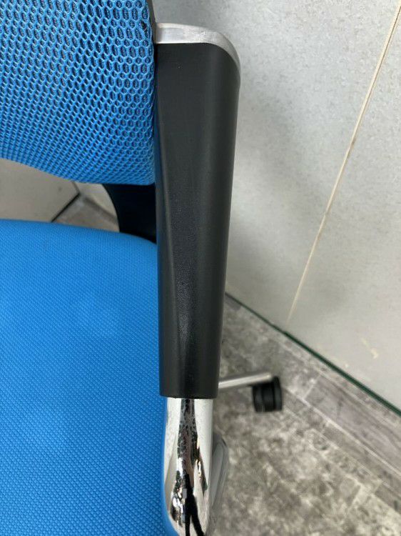 コクヨSaterite(サテリテ)シリーズ  固定肘付サテリテハイチェア 商品画像6