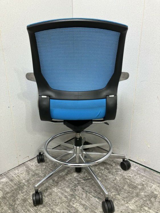 コクヨSaterite(サテリテ)シリーズ  固定肘付サテリテハイチェア 商品画像9