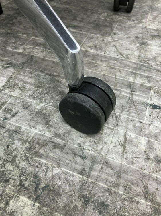 イトーキAct(アクト)チェア 可動肘付アクトチェア 商品画像7