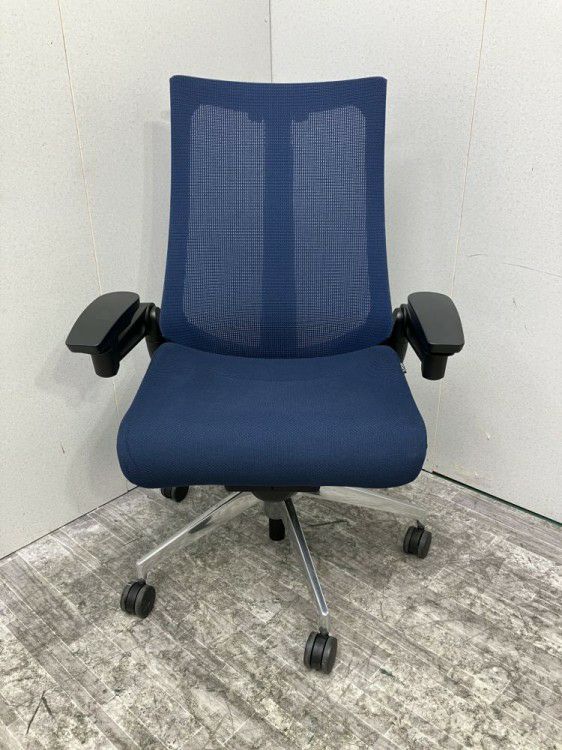 イトーキAct(アクト)チェア 可動肘付アクトチェア 商品画像2