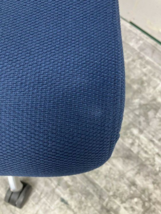 イトーキAct(アクト)チェア 可動肘付アクトチェア 商品画像5