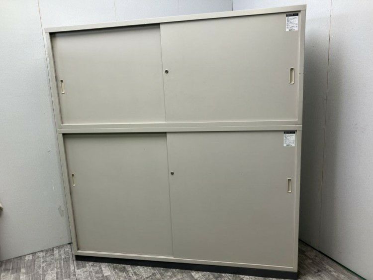 コクヨ引違い上下書庫 商品画像1