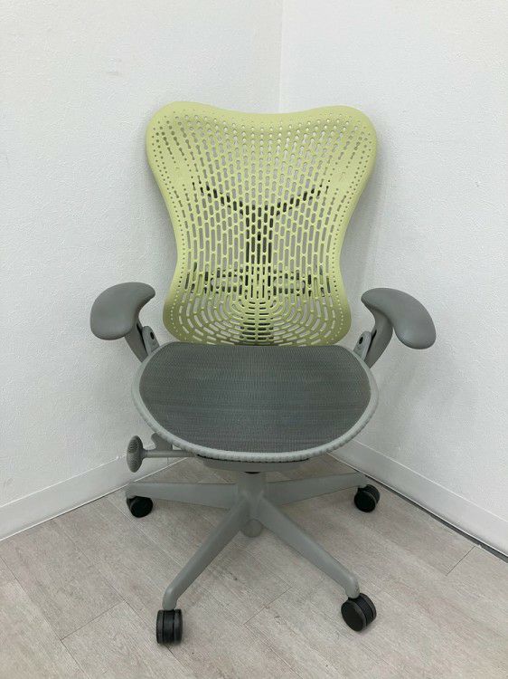 HermanMiller（ハーマンミラー）可動肘付ミラチェア 商品画像2