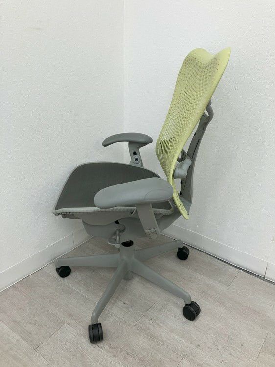 HermanMiller（ハーマンミラー）可動肘付ミラチェア 商品画像5