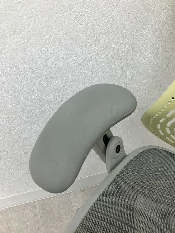 HermanMiller（ハーマンミラー）可動肘付ミラチェア 商品画像10