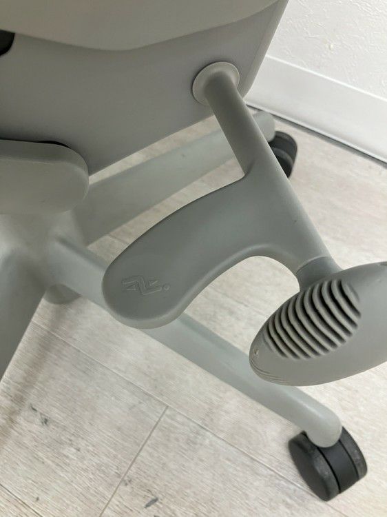 HermanMiller（ハーマンミラー）可動肘付ミラチェア 商品画像20