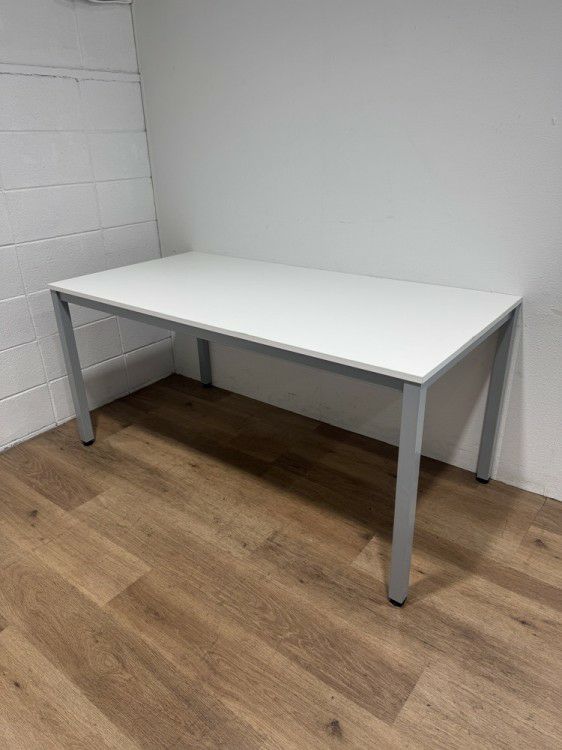 ライオンエランサシリーズ ミーティングテーブル 商品画像1