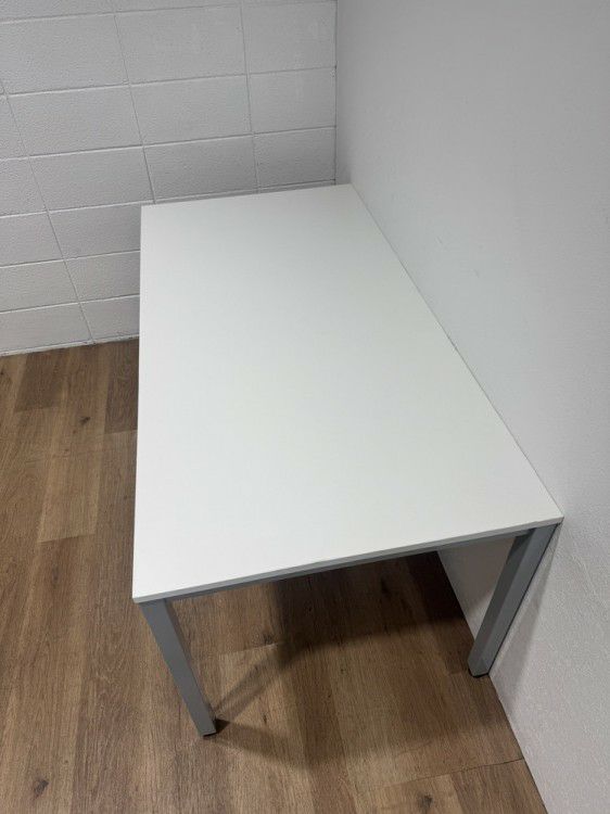 ライオンエランサシリーズ ミーティングテーブル 商品画像2