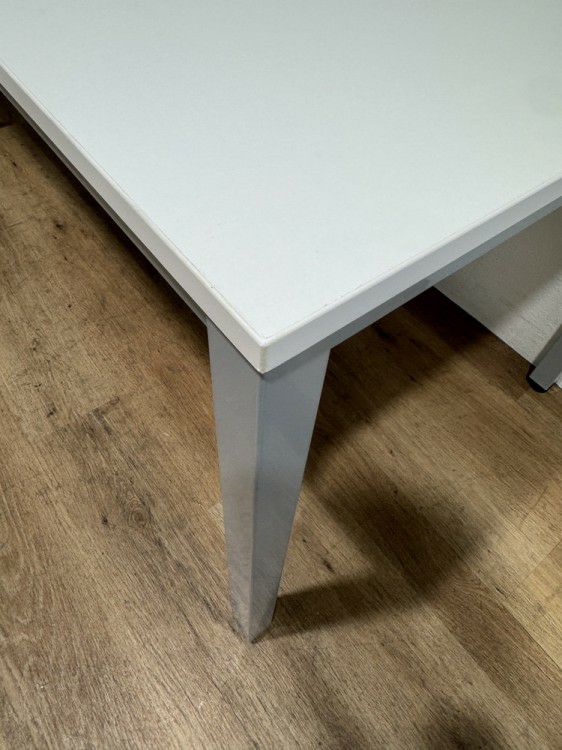 ライオンエランサシリーズ ミーティングテーブル 商品画像3