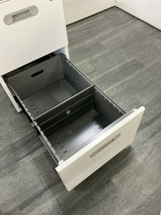 ライオンLTシリーズ 脇机 商品画像2