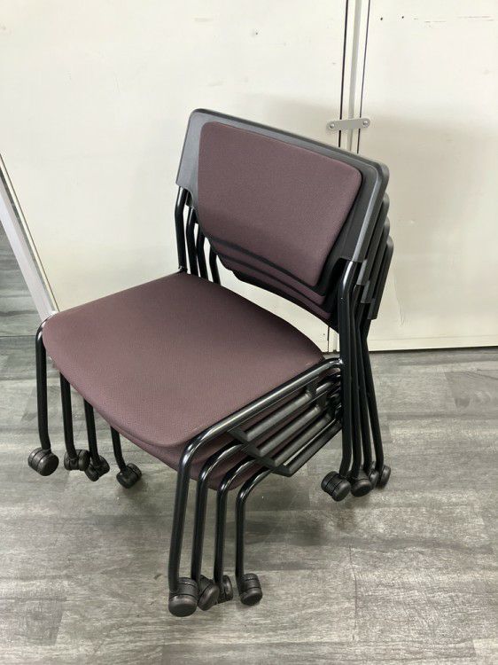 イトーキエレックシリーズ スタッキングチェア 商品画像7