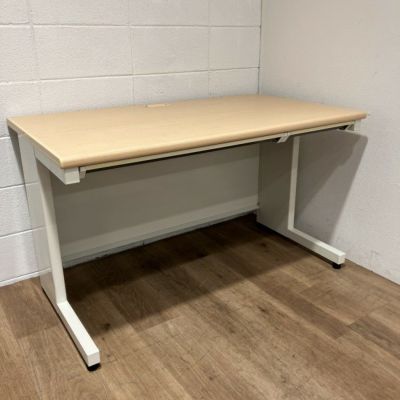 プラスフラットラインシリーズ 1200平デスク 商品画像1