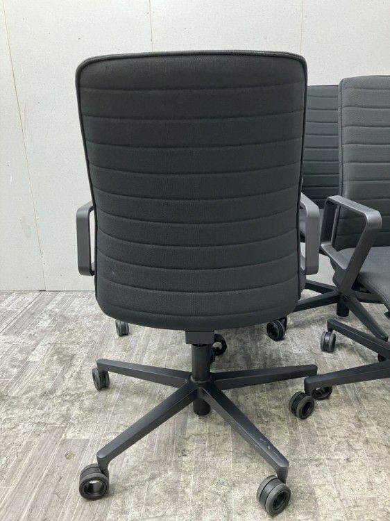 コクヨファブレチェア4脚セット 商品画像6