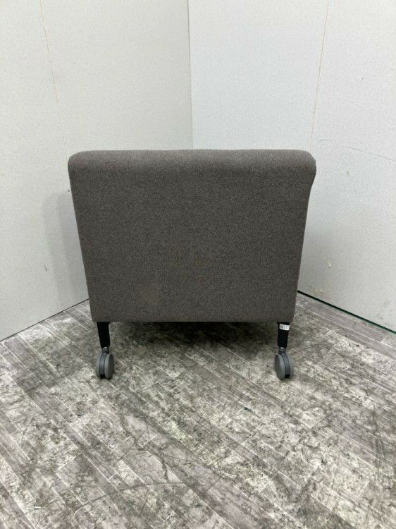 オカムラキャスター付1人掛けソファ 商品画像5