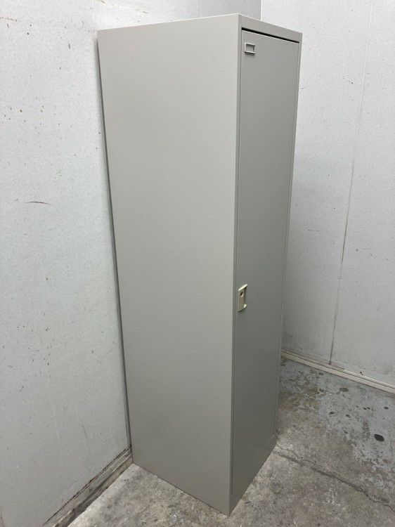 オカムラFZタイプシリーズ 1人用ロッカー 商品画像8