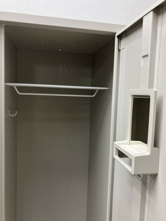 オカムラFZタイプシリーズ 1人用ロッカー 商品画像4