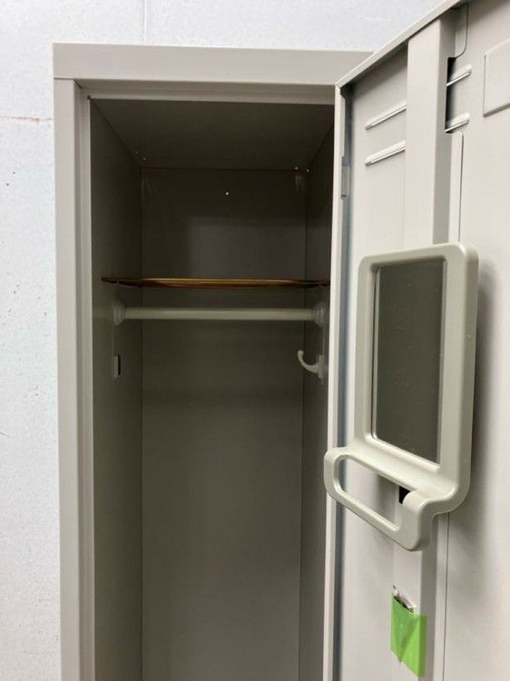 コクヨLKシリーズ　（コクヨ） 1人用ロッカー 商品画像4