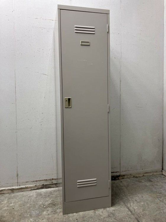 イトーキJ型シリーズ 1人用ロッカー 商品画像1