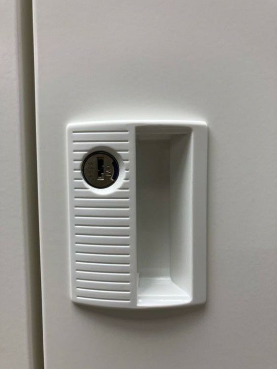 オカムラFZタイプシリーズ 1人用ロッカー 商品画像2