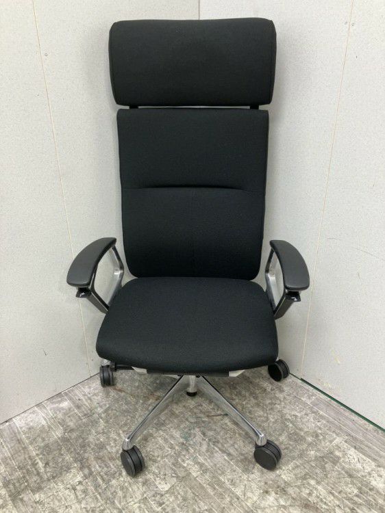 オカムラDuke(デューク)シリーズ 固定肘付デュークチェア 商品画像2