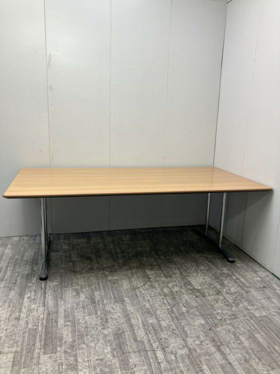 オカムラ2100ミーティングテーブル 商品画像1