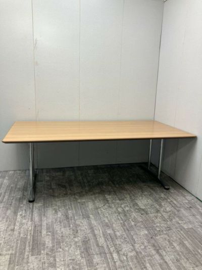 オカムラ2100ミーティングテーブル 商品画像1