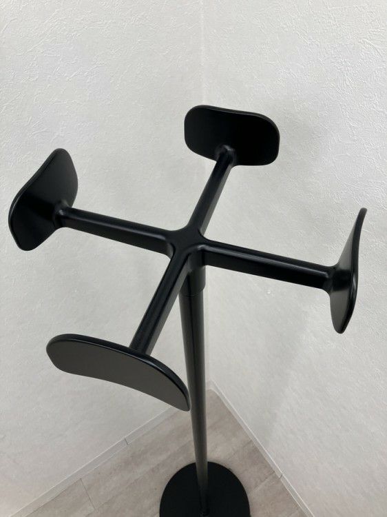 マジス（MAGIS）FOUR LEAVES(フォーリーブス)シリーズ ポールハンガー 商品画像4