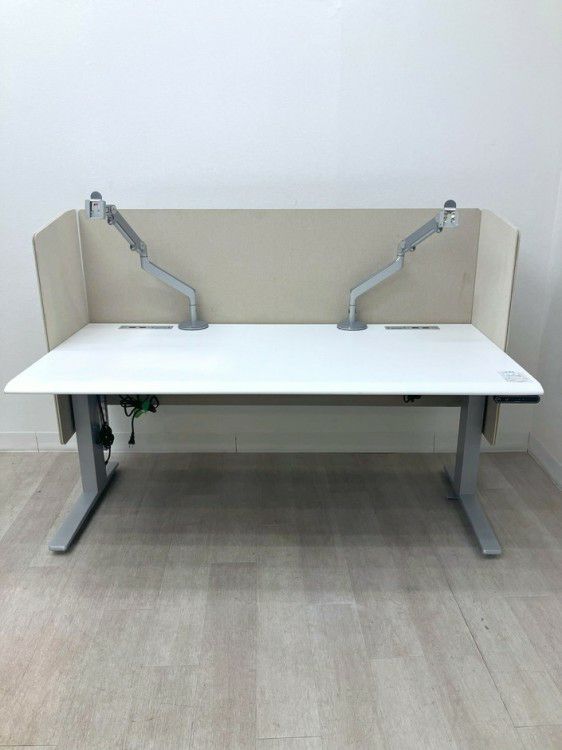 オカムラSwift(スイフト)シリーズ 1600電動昇降デスク 商品画像2