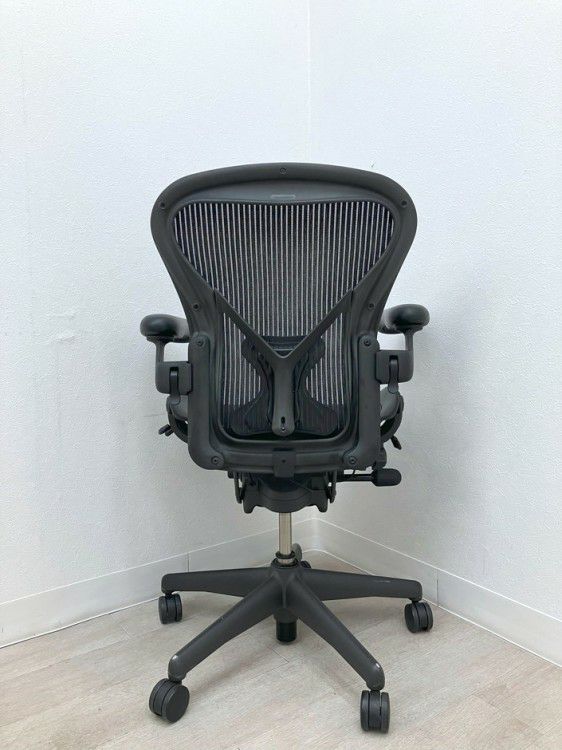 HermanMiller（ハーマンミラー）アーロンチェア 可動肘付アーロンチェア 商品画像4