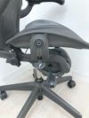 HermanMiller（ハーマンミラー）アーロンチェア 可動肘付アーロンチェア 商品画像13
