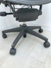 HermanMiller（ハーマンミラー）アーロンチェア 可動肘付アーロンチェア 商品画像18
