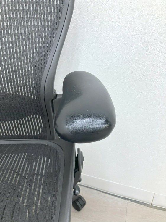 HermanMiller（ハーマンミラー）アーロンチェア 可動肘付アーロンチェア 商品画像10