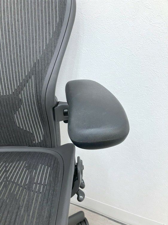 HermanMiller（ハーマンミラー）アーロンチェア 可動肘付アーロンチェア 商品画像10