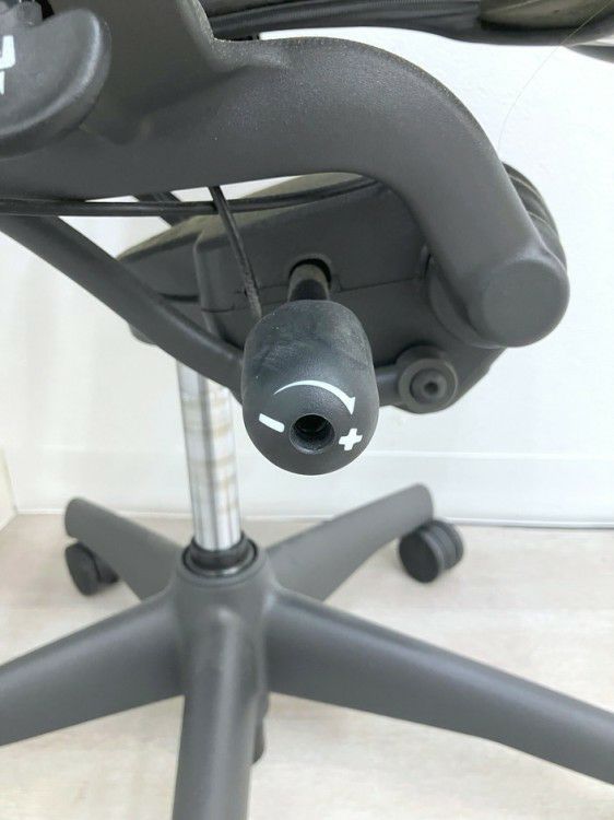 HermanMiller（ハーマンミラー）アーロンチェア 可動肘付アーロンチェア 商品画像15