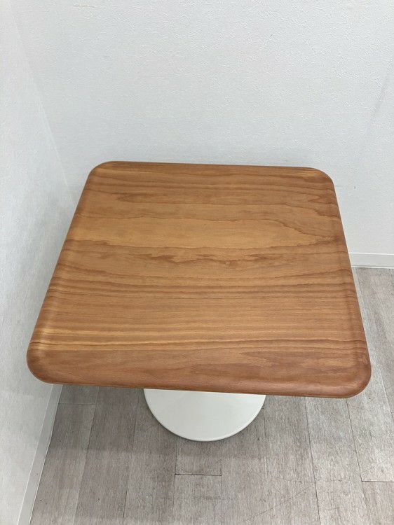 マジス（MAGIS）PIPE TABLE(パイプ テーブル)シリーズ 角テーブル 商品画像3