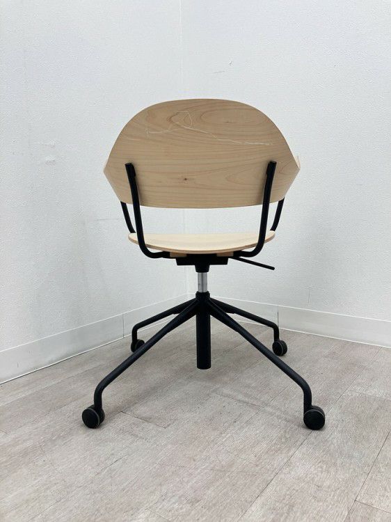 コクヨym-02シリーズ ミーティングチェア 商品画像4