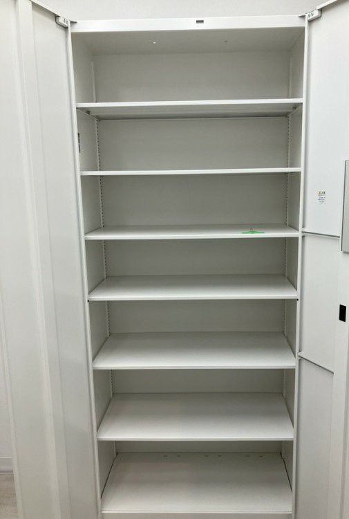 イトーキシンラインシリーズ 両開き書庫 商品画像6