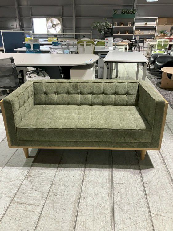 カワジュンエーデルシリーズ 2人掛けソファ 商品画像2