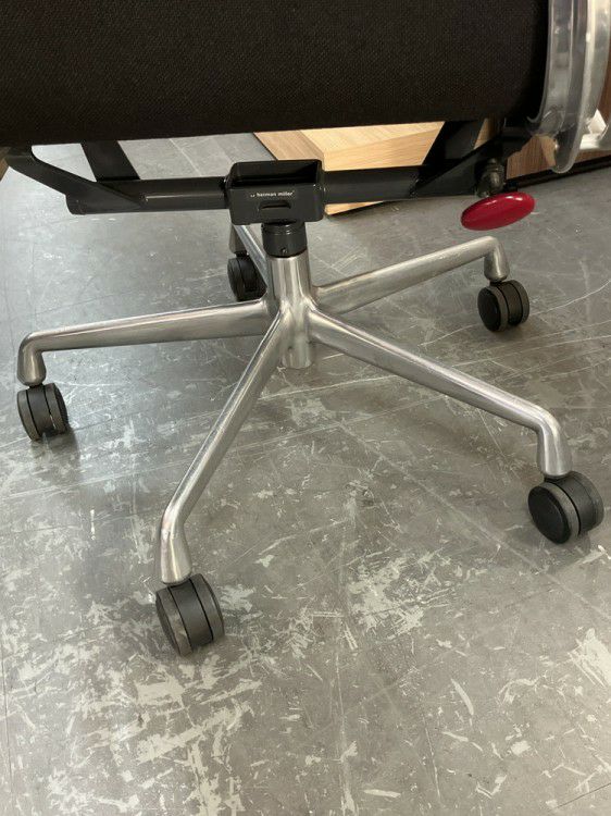 HermanMiller（ハーマンミラー）イームズ ソフトパッドグループチェア イームズソフトパッドグループチェア 商品画像11