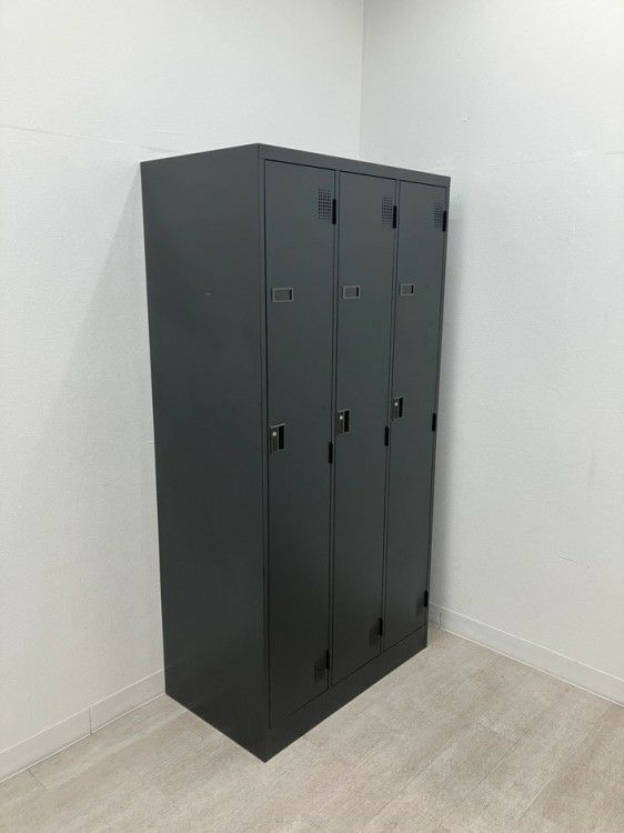 豊国工業TLKシリーズ 3人用ロッカー 商品画像3