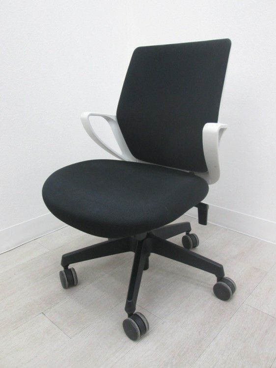 コクヨピコラ(picora)チェア 固定肘付ピコラチェア 商品画像1