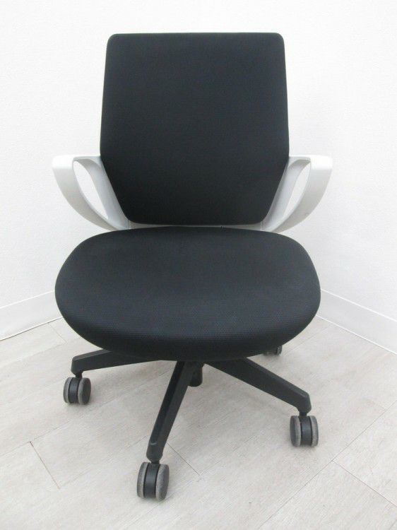 コクヨピコラ(picora)チェア 固定肘付ピコラチェア 商品画像2