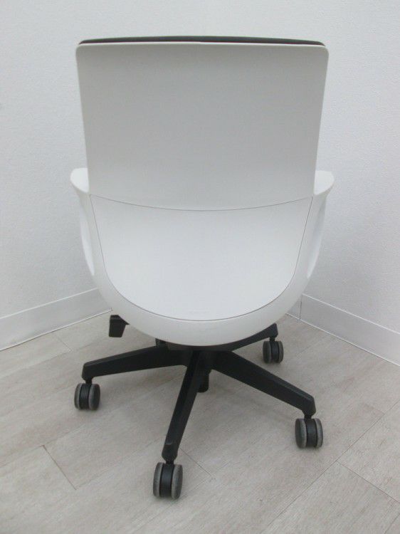 コクヨピコラ(picora)チェア 固定肘付ピコラチェア 商品画像4