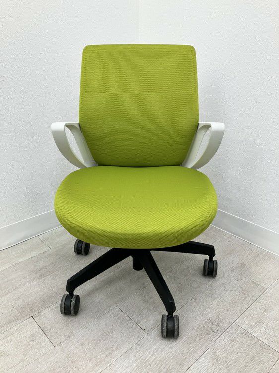 コクヨピコラ(picora)チェア 固定肘付ピコラチェア 商品画像2