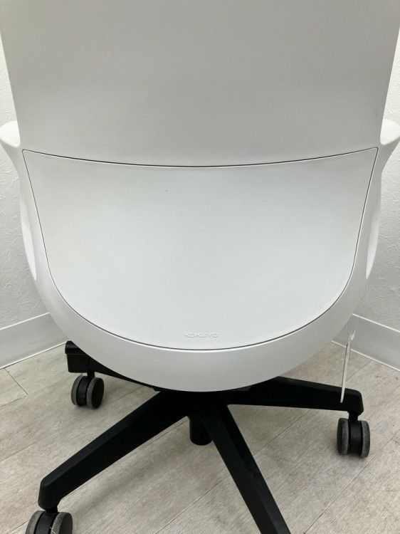 コクヨピコラ(picora)チェア 固定肘付ピコラチェア 商品画像10